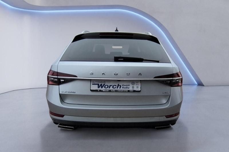 Gebraucht Skoda Superb LAURIN & KLEMENT 280 PS (205 kW) 2024 Kombi