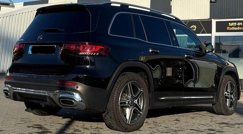 Gebraucht Mercedes GLB220 AMG 190 PS (139 kW) 2022 Schwarz SUV