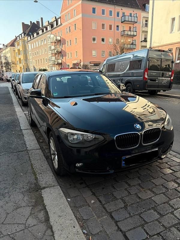Gebraucht BMW 116 136 PS (100 kW) 2014 Schwarz Kleinwagen