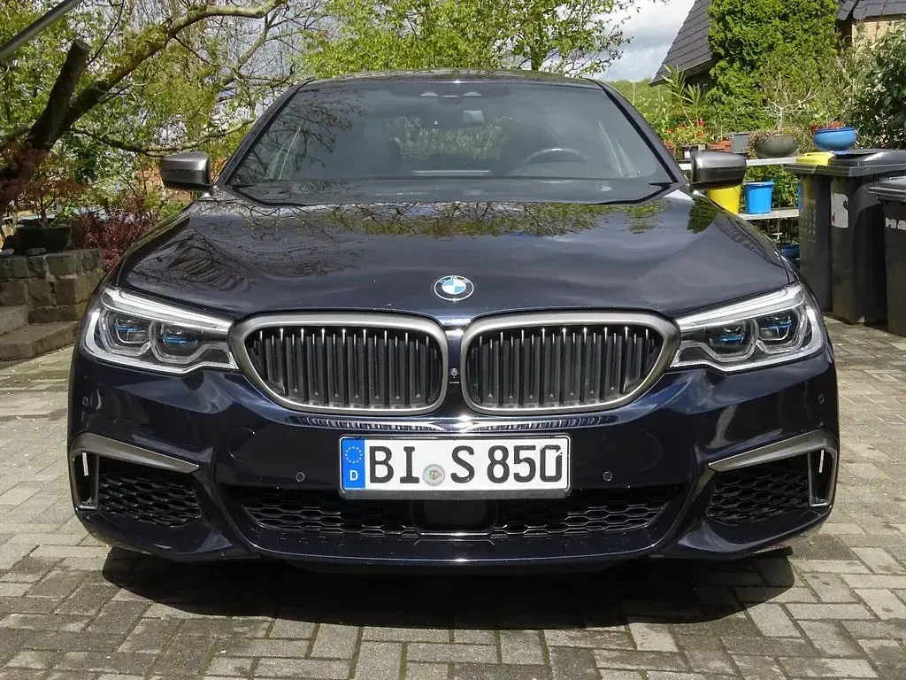 Gebraucht BMW M550 Performance 530 PS (389 kW) 2020 Schwarz Limousine