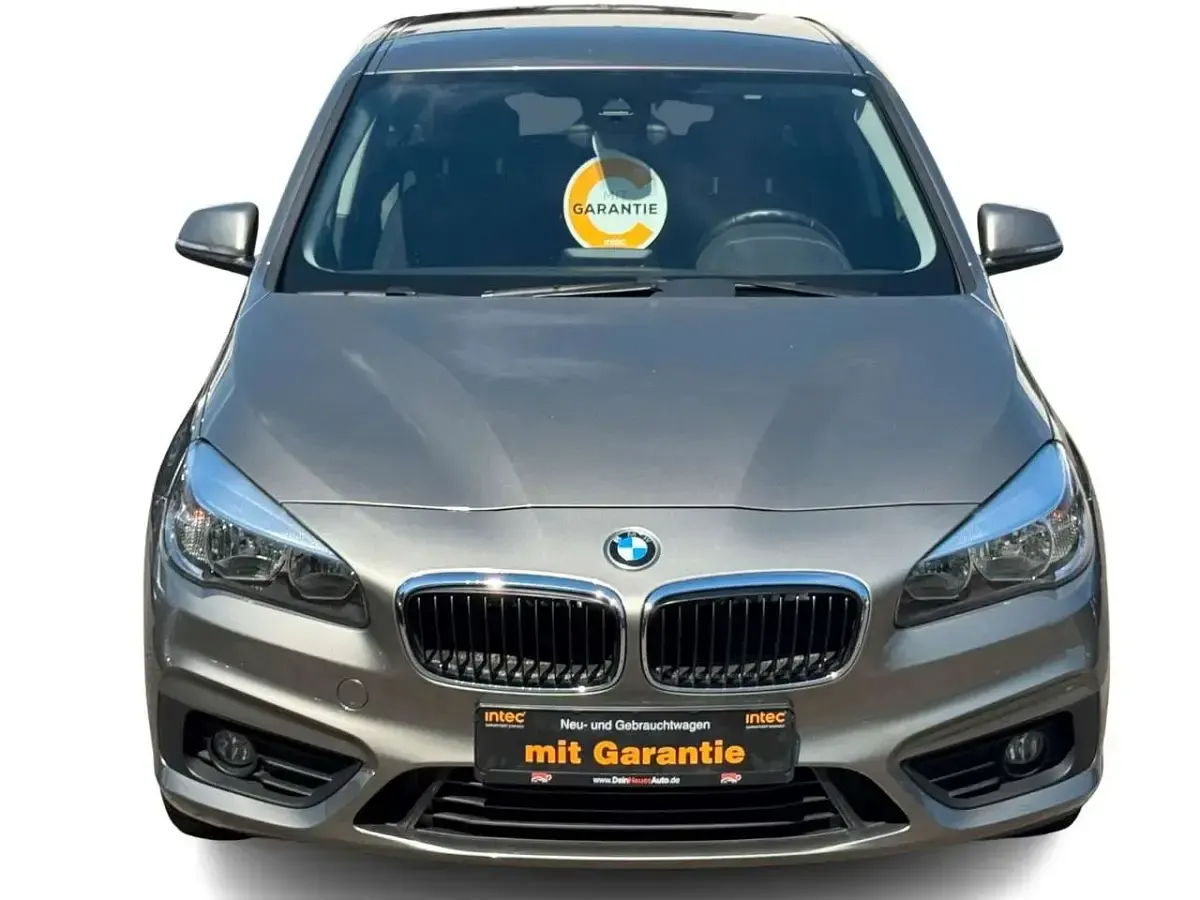 Gebraucht BMW 218 Active Tourer Performance 150 PS (110 kW) 2015 Silber Van / Kleinbus