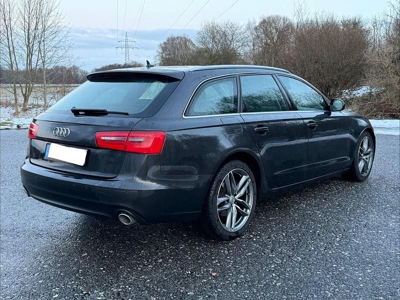 Gebraucht Audi A6 204 PS (150 kW) 2012 Grau Kombi