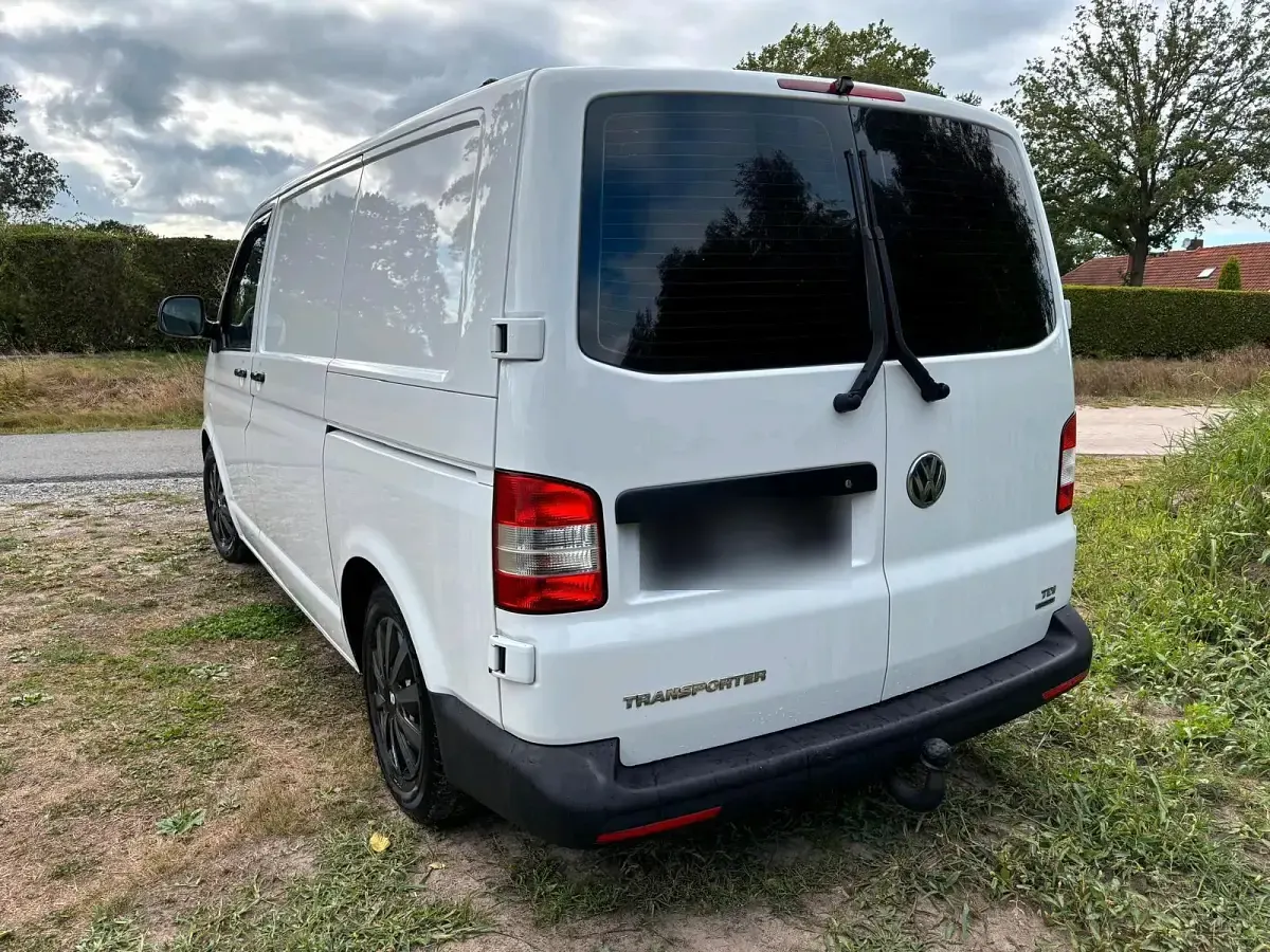 Gebraucht VW T5 114 PS (83 kW) 2013 Weiß Van