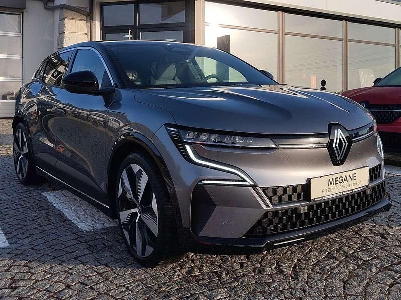 Dolomitgrau Neu 2024 Renault Mégane Komfort Limousine | 45.700 € (Teuer) - Bild 1/4
