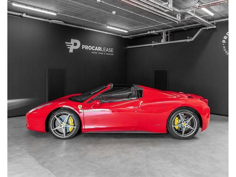 Gebraucht Ferrari 458 570 PS (419 kW) 2015 Rot Cabrio