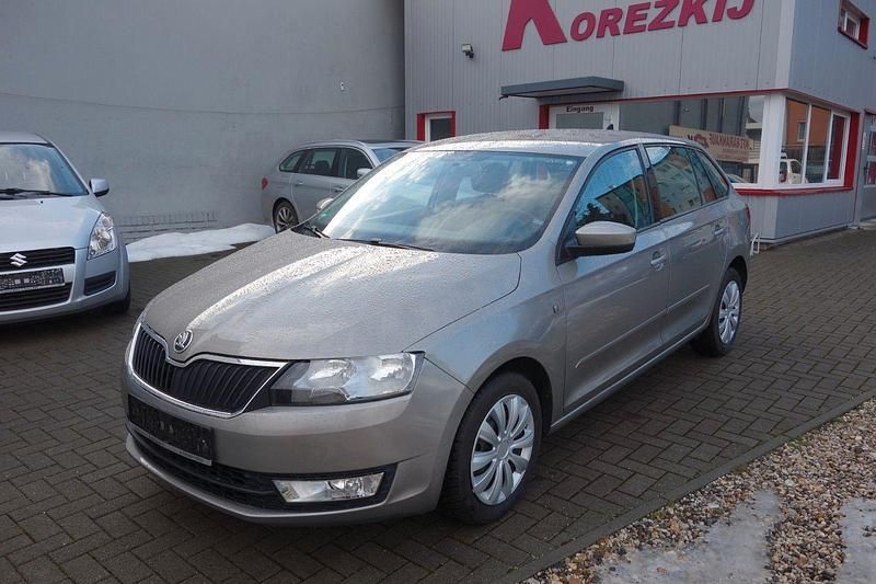 Beige Gebraucht 2013 Skoda Rapid Ambition Kombi | 6.989 € (Guter Preis) - Bild 1/4