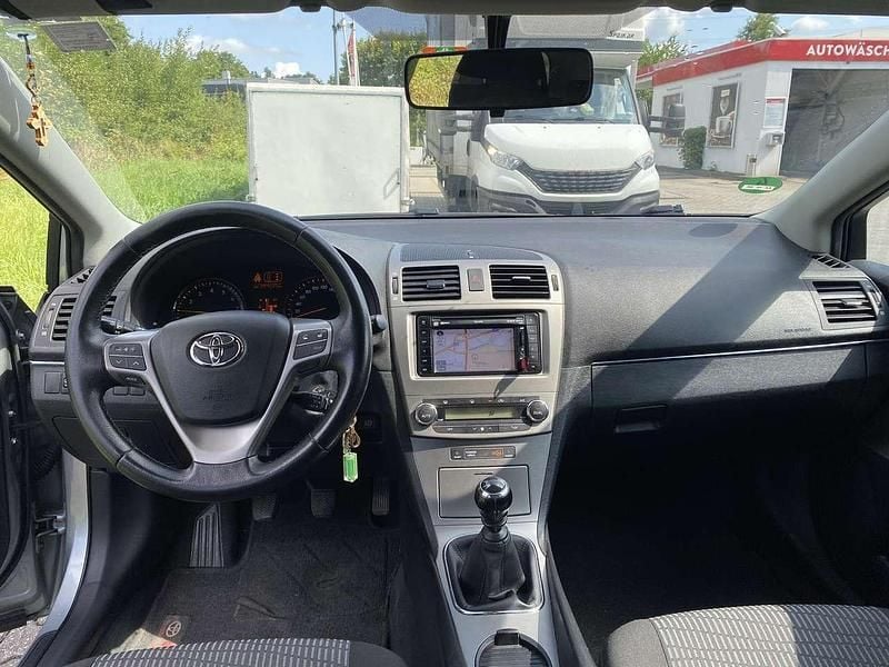 Gebraucht Toyota Avensis Edition 147 PS (108 kW) 2010 Grau Kombi