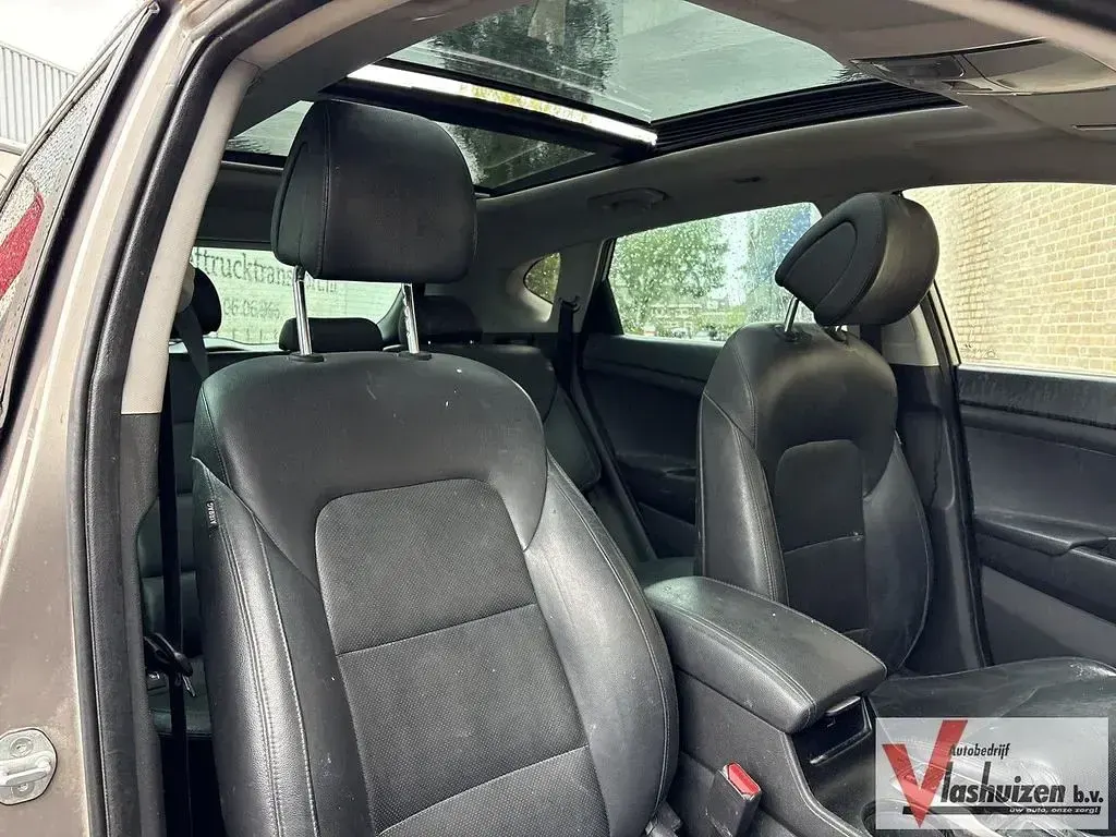 Gebraucht Hyundai Tucson Premium 177 PS (130 kW) 2015 Weiß SUV