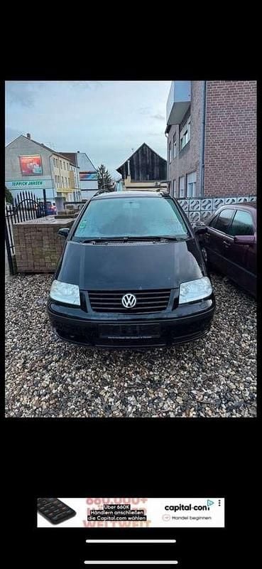 Schwarz Gebraucht 2001 VW Sharan Highline Van / Kleinbus | 800 € (Superpreis) - Bild 1/4
