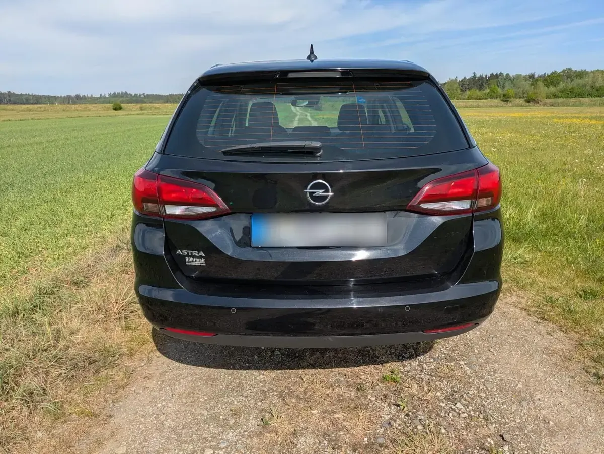 Gebraucht Opel Astra 145 PS (106 kW) 2021 Schwarz Limousine