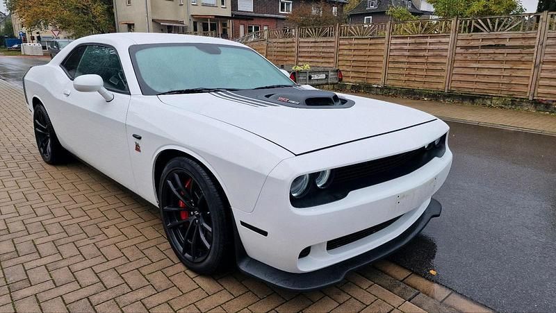 Gebraucht Dodge Challenger 492 PS (361 kW) 2020 Weiß Coupé