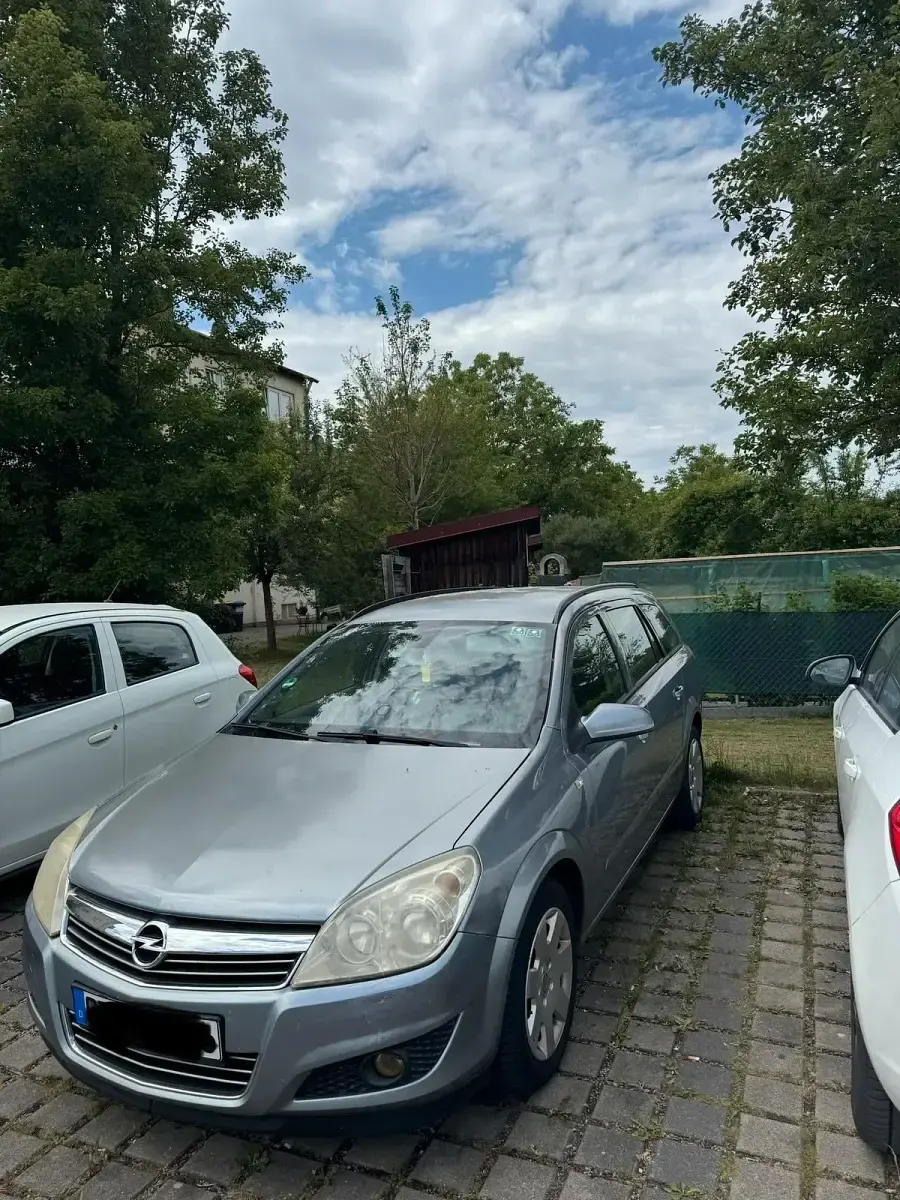 Gebraucht Opel Astra 120 PS (88 kW) 2007 Grau Kombi