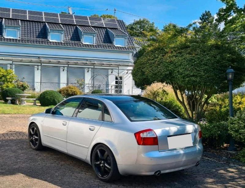 Silber Gebraucht 2003 Audi A4 Limousine | 2.499 € (Fairer Preis) - Bild 1/4