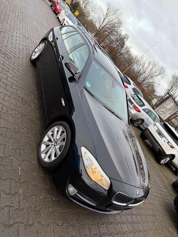 Second-hand BMW 525 Shadowline 204 CP (150 kW) 2011 Negru Break