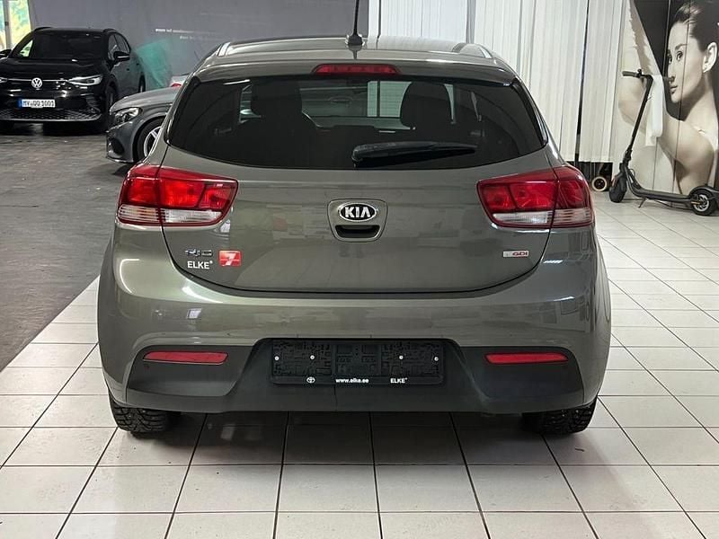 Gebraucht Kia Rio 120 PS (88 kW) 2020 Grau Limousine