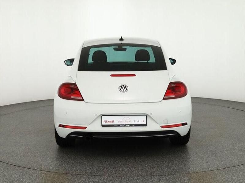 Gebraucht VW Beetle Allstar 105 PS (77 kW) 2016 Weiß Kleinwagen