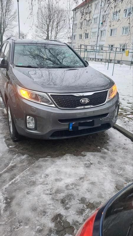 Gebraucht Kia Sorento 196 PS (144 kW) 2014 Silber SUV