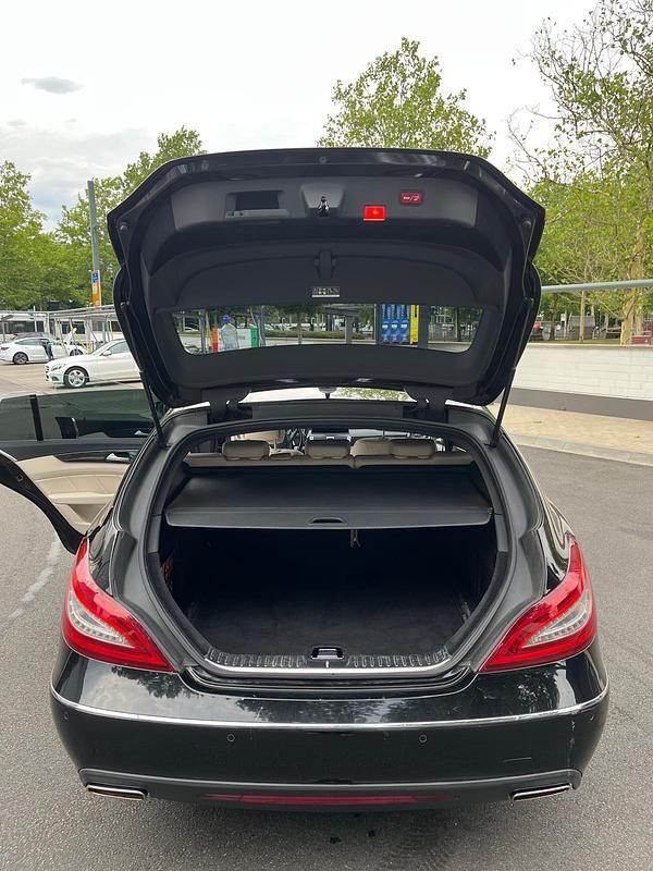 Gebraucht Mercedes CLS220 170 PS (125 kW) 2016 Schwarz Kombi