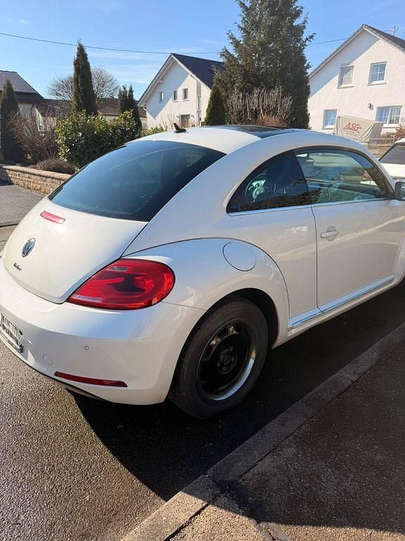 Gebraucht VW Beetle 105 PS (77 kW) 2012 Weiß Kleinwagen