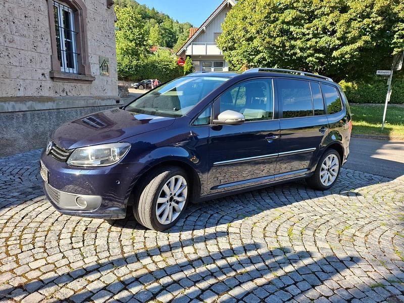 Gebraucht VW Touran 140 PS (102 kW) 2011 Blau Van / Kleinbus