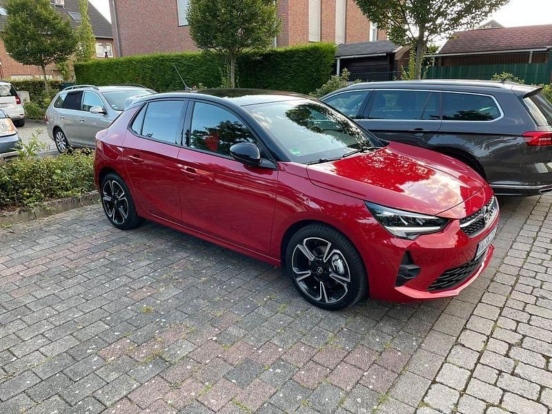 Rot Gebraucht 2021 Opel Corsa GS Line Kleinwagen | 13.999 € (Guter Preis) - Bild 1/4