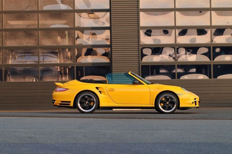 Gelb Gebraucht 2009 Porsche 911 Turbo Cabriolet Cabrio | 122.911 € (Guter Preis) - Bild 1/4