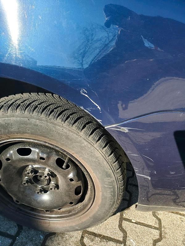 Gebraucht VW Polo 58 PS (42 kW) 2002 Blau Kleinwagen