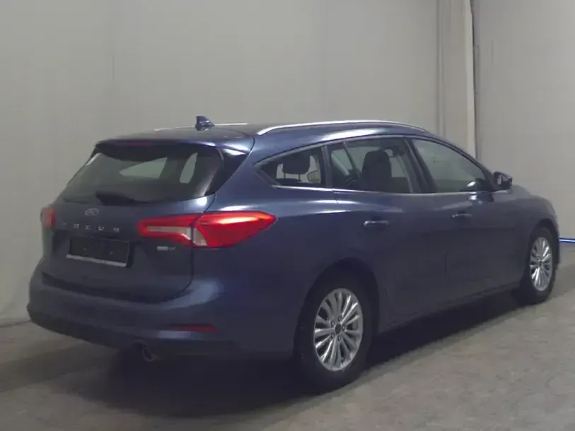 Używany Ford Focus Titanium 125 KM (91 kW) 2021 Niebieski Kombi