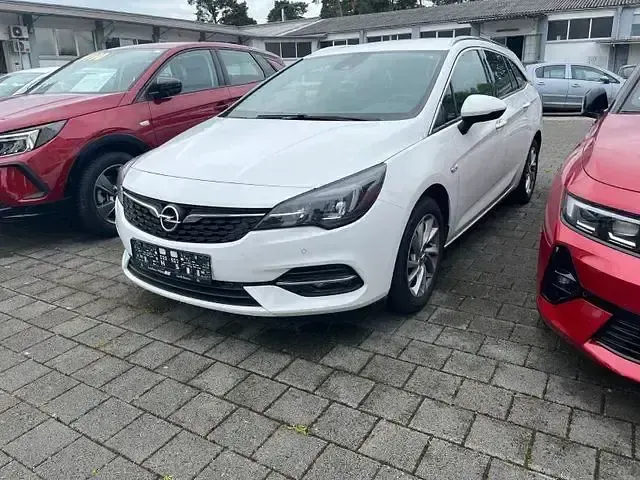 Gebraucht Opel Astra Elegance 131 PS (96 kW) 2019 Schneeweiss Kombi
