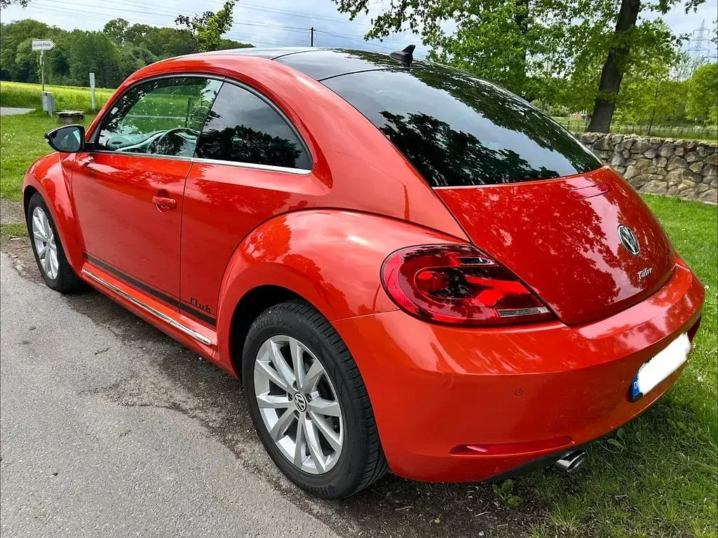 Gebraucht VW Beetle CLUB 105 PS (77 kW) 2015 Orange Kleinwagen