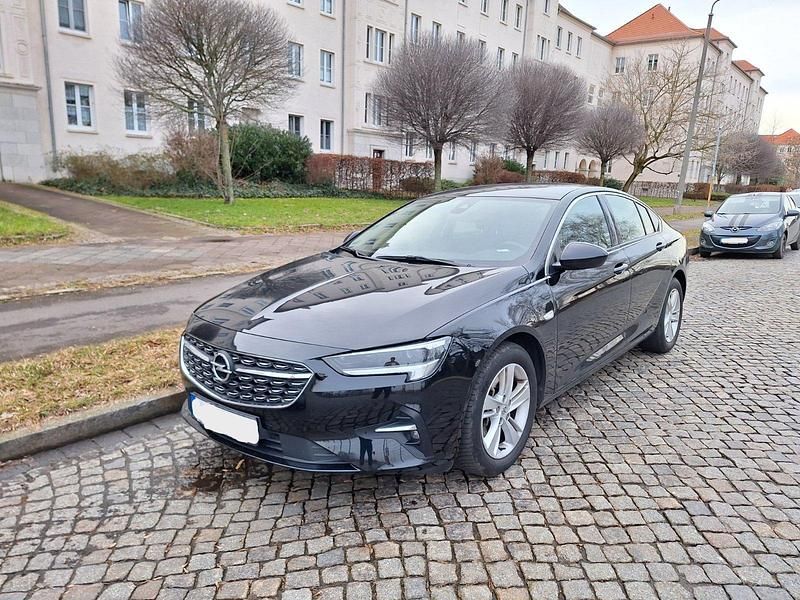 Schwarz Gebraucht 2021 Opel Insignia Sport Limousine | 20.900 € (Etwas zu teuer) - Bild 1/4