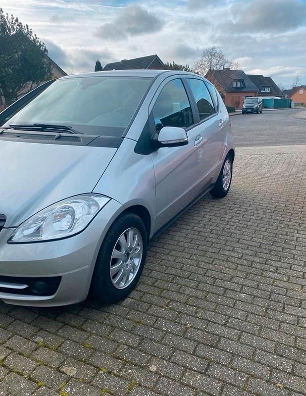 Gebraucht Mercedes A160 82 PS (60 kW) 2008 Silber Kleinwagen