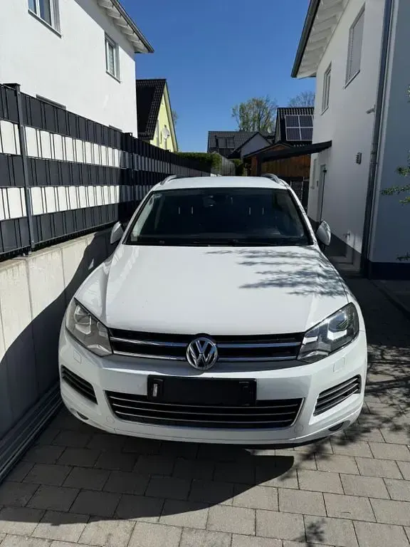Gebraucht VW Touareg 204 PS (150 kW) 2014 Weiß SUV