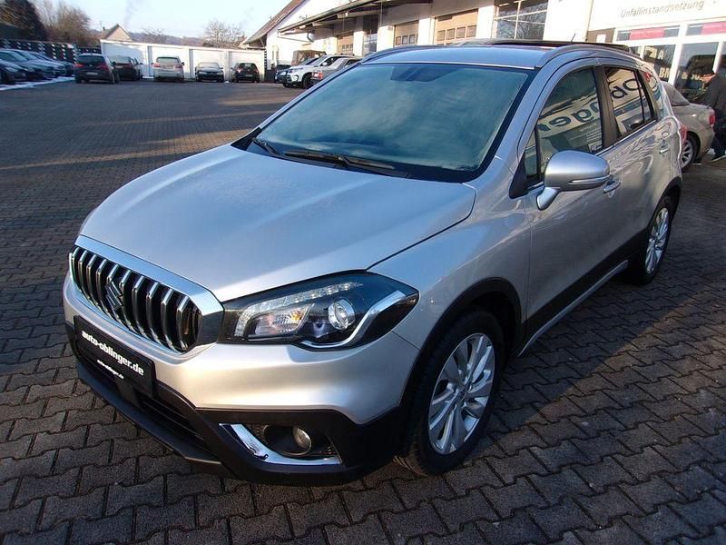 Silber Gebraucht 2018 Suzuki SX4 S-Cross Limousine | 15.900 € (Fairer Preis) - Bild 1/4