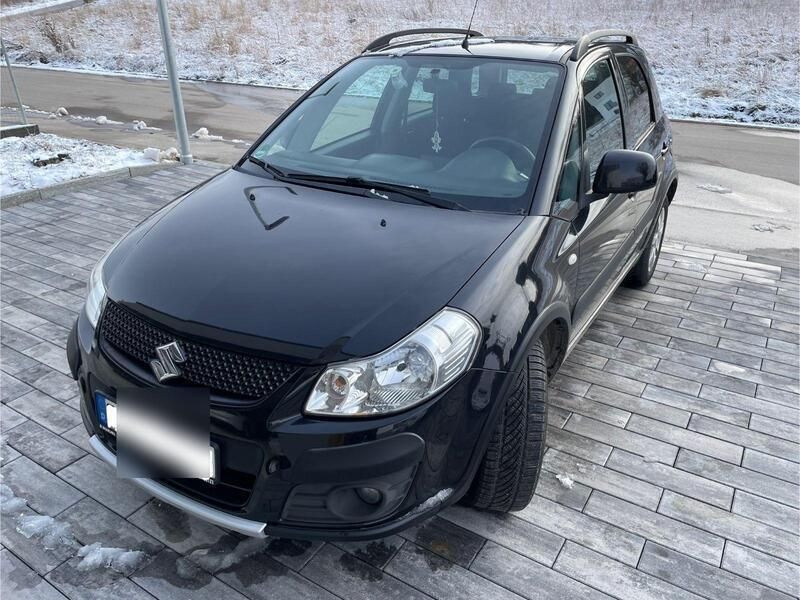 Schwarz Gebraucht 2010 Suzuki SX4 Comfort Kleinwagen | 5.800 € (Fairer Preis) - Bild 1/4