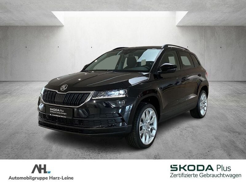 Schwarz Gebraucht 2021 Skoda Karoq Style SUV | 24.638 € (Fairer Preis) - Bild 1/3