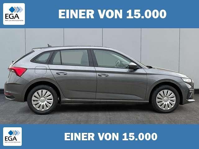 Gebraucht Skoda Scala Selection 116 PS (85 kW) 2025 Grau metallic Kleinwagen