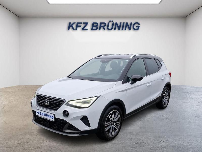 Nevada weiß metallic / dac (metallic) Gebraucht 2024 Seat Arona FR SUV | 17.680 € (Superpreis) - Bild 1/4