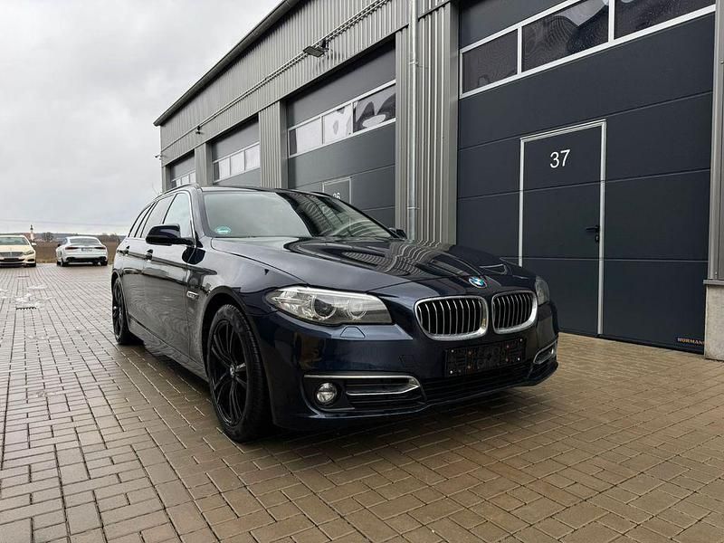Gebraucht BMW 520 Luxury Line 190 PS (139 kW) 2016 Blau Kombi