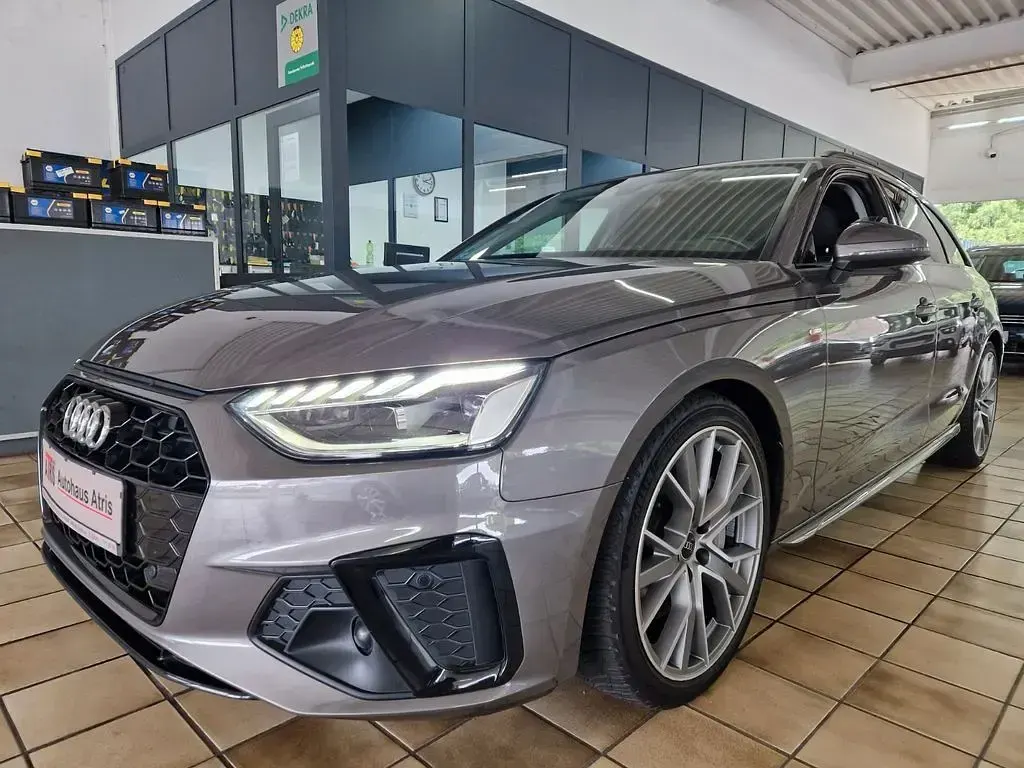 Gebraucht Audi A4 S-Line 286 PS (210 kW) 2022 Grau Kombi