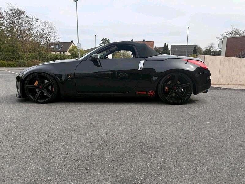 Second-hand Nissan 350Z 2008 Negru Cabrio