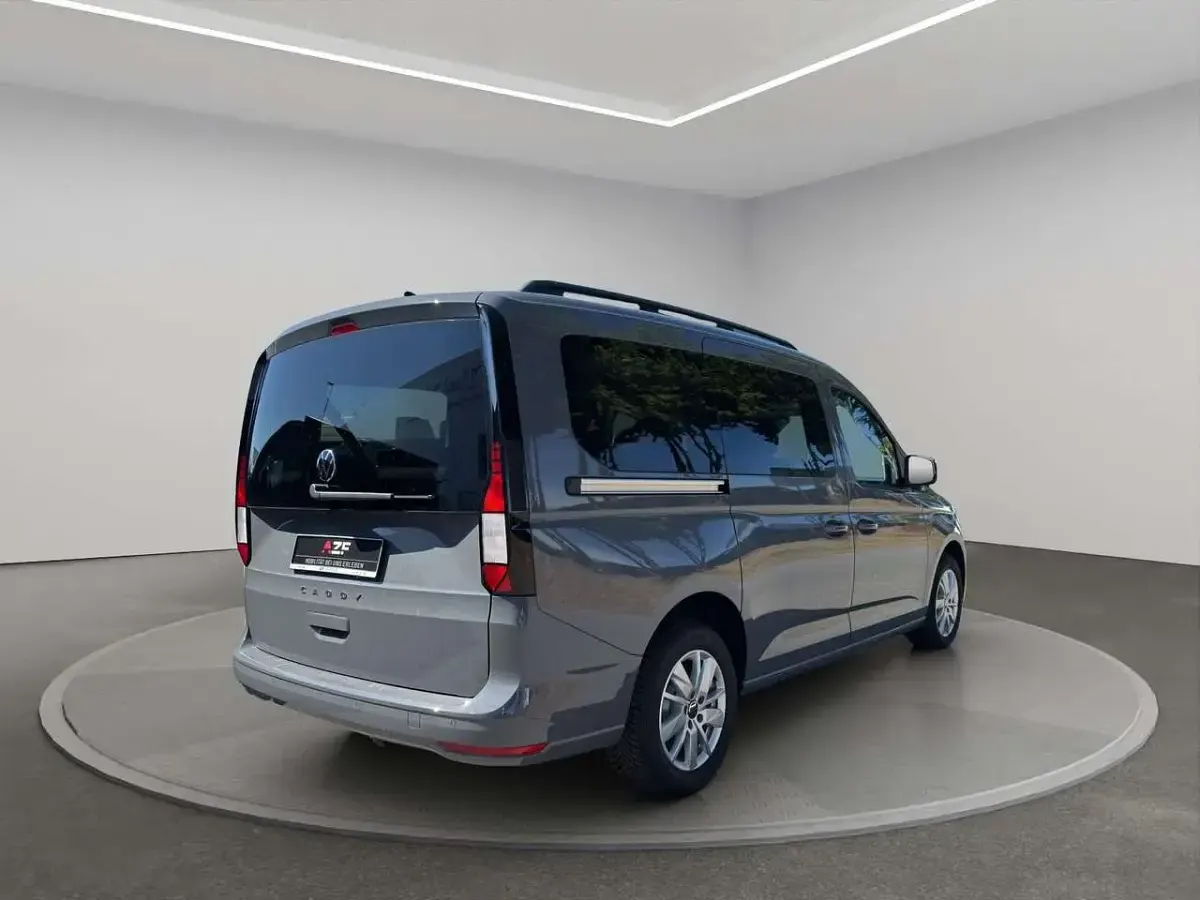 Neu VW Caddy Life 116 PS (85 kW) 2026 Pure grey Van / Kleinbus