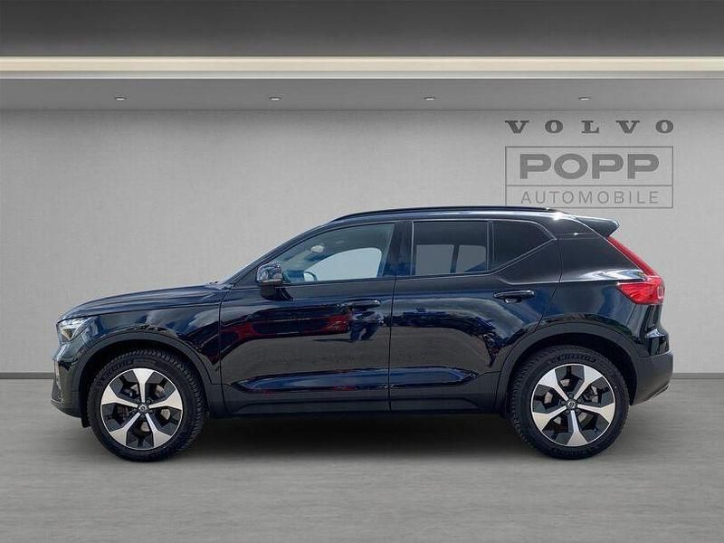 Gebraucht Volvo XC40 Plus 163 PS (119 kW) 2024 Onyx black / metallic SUV