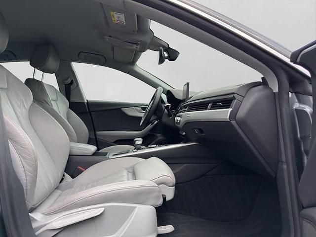 Gebraucht Audi A5 Sportback Ambiente 245 PS (180 kW) 2019 Grau Kleinwagen