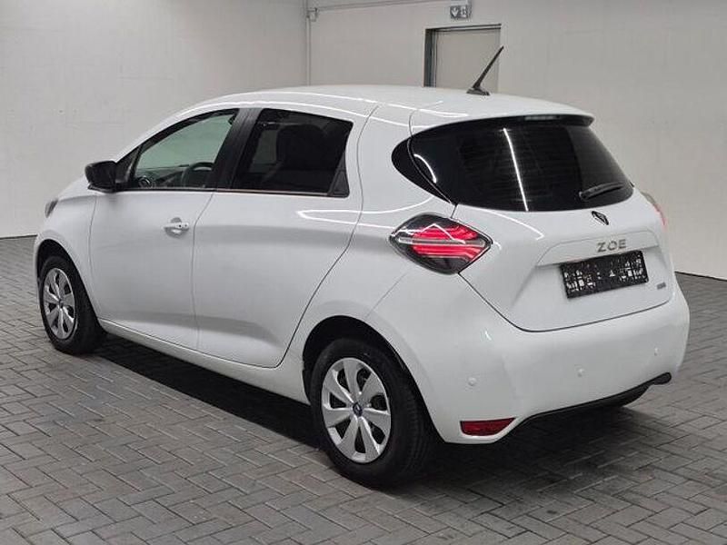 Gebraucht Renault Zoe 50 kW (69 PS) 2020 Weiß Kleinwagen