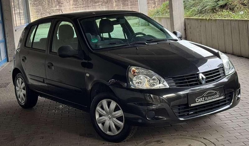 Perlmuttschwarz Gebraucht 2011 Renault Clio II Authentique Kleinwagen | 2.900 € (Fairer Preis) - Bild 1/4
