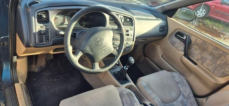 Gebraucht Nissan Primera Comfort 114 PS (83 kW) 2001 Blau Limousine