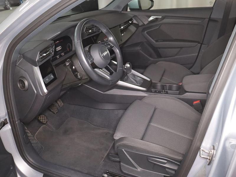 Gebraucht Audi A3 Advanced Plus 110 PS (80 kW) 2023 Silber Limousine