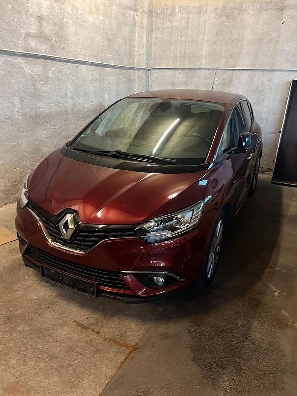 Rot Gebraucht 2019 Renault Scénic IV LIMITED Van / Kleinbus | 12.500 € (Guter Preis) - Bild 1/4
