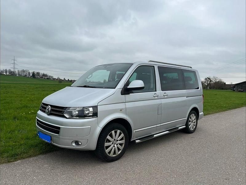 Używany VW T5 Highline 179 KM (131 kW) 2013 Srebrny Van